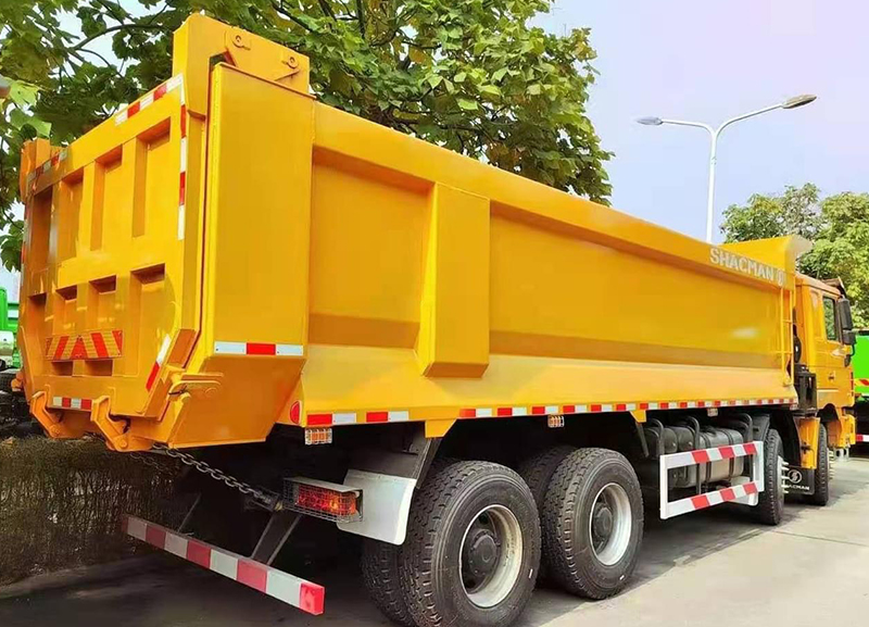 SHACMAN F3000 8X4 DUMP Truck