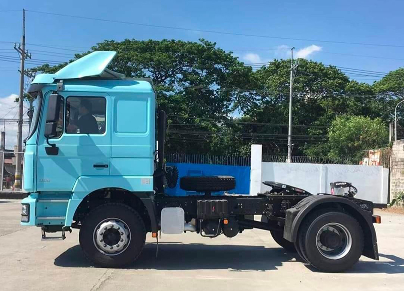 SHACMAN F3000 4X2 Tractor Truck