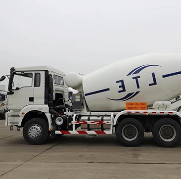 SHACMAN H3000 6X4 Mixer Truck