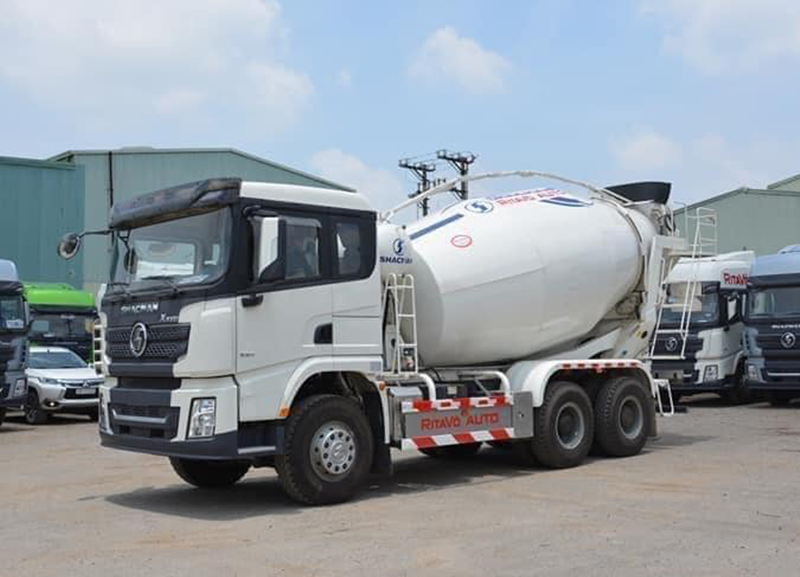 SHACMAN X3000 6X4 Mixer Truck