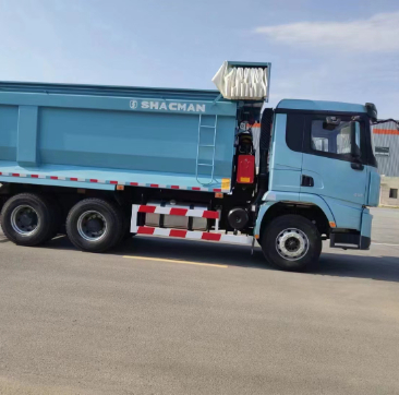 SHACMAN X3000 6x4 Dump truck U-shaped bucket